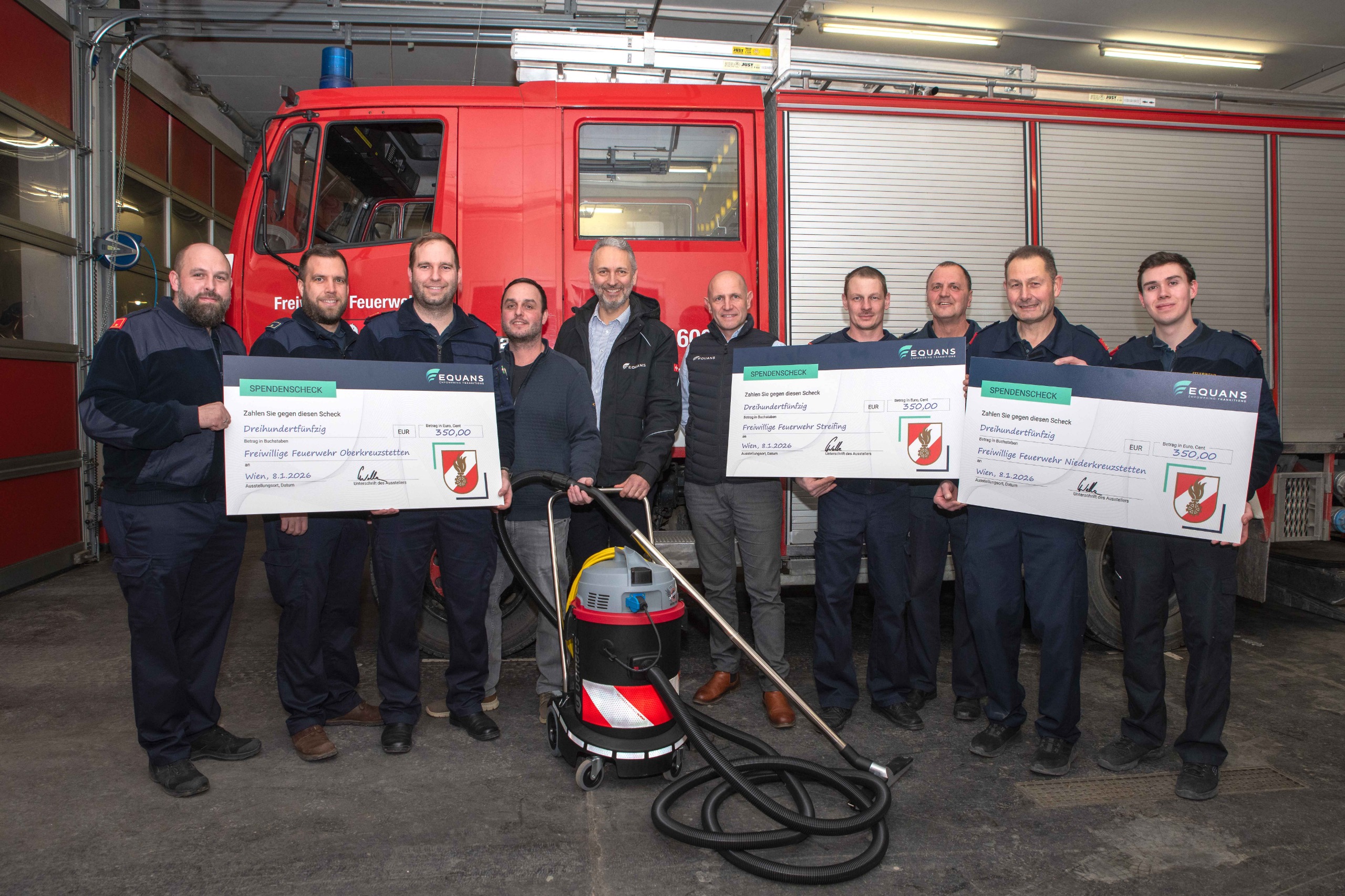 Spendenübergabe der Nahwärme